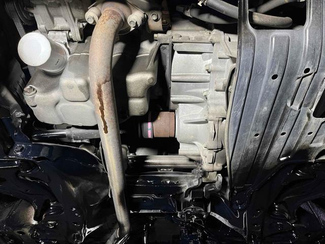 N-BOXカスタム G・ターボパッケージ ETC バックカメラ 両側電動スライドドア ナビ オートクルーズコントロール オートライト HID スマートキー アイドリングストップ 電動格納ミラー ベンチシート CVT 盗難防止システム ABS(56枚目)