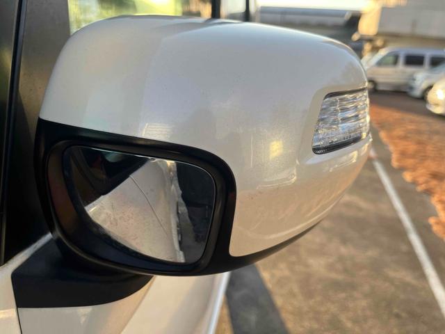 Ｎ－ＢＯＸカスタム Ｇ・ターボパッケージ　ＥＴＣ　両側電動スライドドア　ナビ　ＴＶ　オートクルーズコントロール　オートライト　ＨＩＤ　スマートキー　電動格納ミラー　ベンチシート　ＣＶＴ　盗難防止システム　ＡＢＳ　ＥＳＣ　チップアップシート（28枚目）