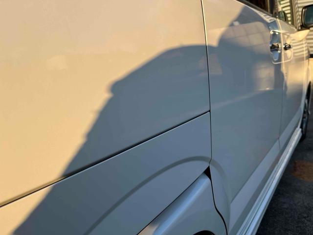 Ｎ－ＢＯＸカスタム Ｇ・ターボパッケージ　ＥＴＣ　両側電動スライドドア　ナビ　ＴＶ　オートクルーズコントロール　オートライト　ＨＩＤ　スマートキー　電動格納ミラー　ベンチシート　ＣＶＴ　盗難防止システム　ＡＢＳ　ＥＳＣ　チップアップシート（30枚目）