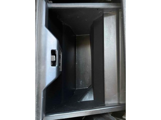 Ｎ－ＢＯＸカスタム Ｇ・ターボパッケージ　ＥＴＣ　両側電動スライドドア　ナビ　ＴＶ　オートクルーズコントロール　オートライト　ＨＩＤ　スマートキー　電動格納ミラー　ベンチシート　ＣＶＴ　盗難防止システム　ＡＢＳ　ＥＳＣ　チップアップシート（36枚目）