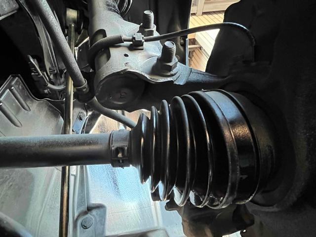 Ｎ－ＢＯＸカスタム Ｇ・Ｌパッケージ　バックカメラ　両側電動スライドドア　ナビ　オートライト　ＨＩＤ　スマートキー　アイドリングストップ　電動格納ミラー　ベンチシート　ＣＶＴ　盗難防止システム　ＡＢＳ　ＥＳＣ　ＣＤ　ＤＶＤ再生　ＵＳＢ（63枚目）