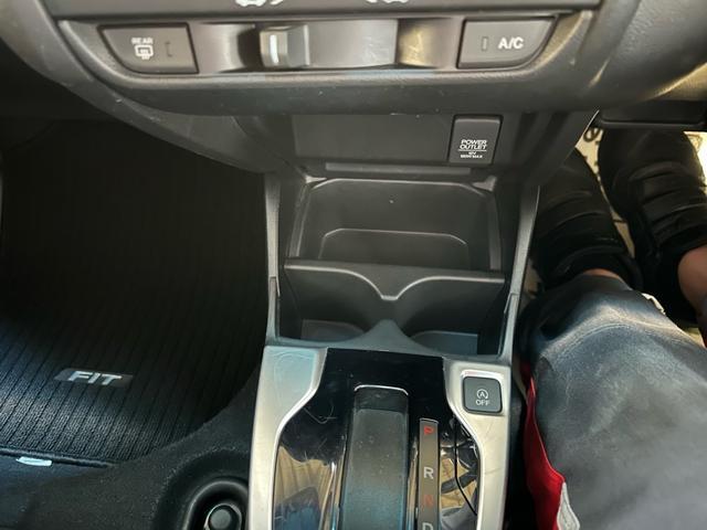 フィット 13G・Fパッケージ(14枚目)