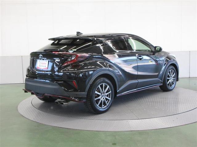 Ｃ－ＨＲ Ｇ　革シート　フルセグ　メモリーナビ　ＤＶＤ再生　ミュージックプレイヤー接続可　バックカメラ　衝突被害軽減システム　ＥＴＣ　ドラレコ　ＬＥＤヘッドランプ　ワンオーナー　フルエアロ（4枚目）