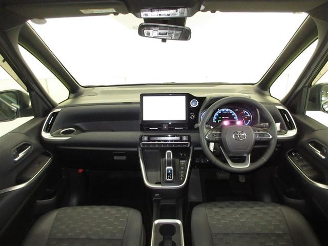 ヴォクシー ハイブリッドＳ－Ｚ　フルセグ　メモリーナビ　ミュージックプレイヤー接続可　バックカメラ　衝突被害軽減システム　ＥＴＣ　両側電動スライド　ＬＥＤヘッドランプ　乗車定員７人　３列シート　ワンオーナー　記録簿（8枚目）