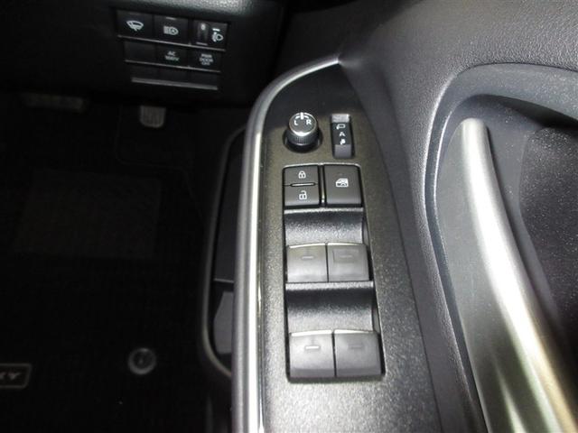 ヴォクシー ハイブリッドＳ－Ｚ　フルセグ　メモリーナビ　ミュージックプレイヤー接続可　バックカメラ　衝突被害軽減システム　ＥＴＣ　両側電動スライド　ＬＥＤヘッドランプ　乗車定員７人　３列シート　ワンオーナー　記録簿（21枚目）