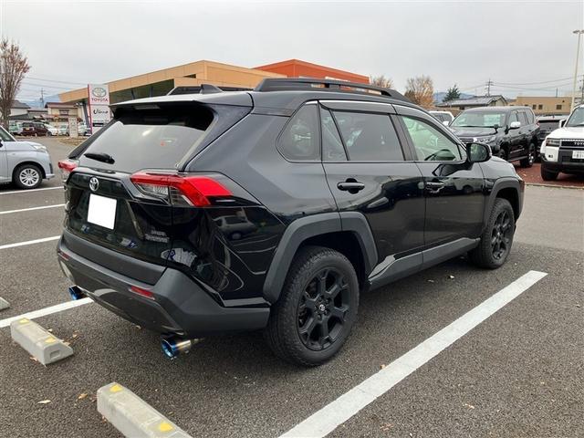 RAV4 アドベンチャー 革シート 4WD ミュージックプレイヤー接続可 バックカメラ 衝突被害軽減システム ETC LEDヘッドランプ 記録簿(6枚目)