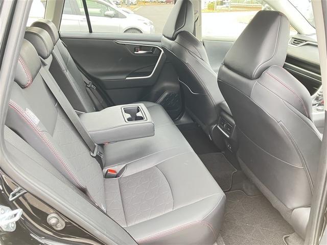 RAV4 アドベンチャー 革シート 4WD ミュージックプレイヤー接続可 バックカメラ 衝突被害軽減システム ETC LEDヘッドランプ 記録簿(11枚目)