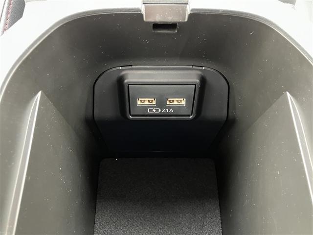 RAV4 アドベンチャー 革シート 4WD ミュージックプレイヤー接続可 バックカメラ 衝突被害軽減システム ETC LEDヘッドランプ 記録簿(22枚目)