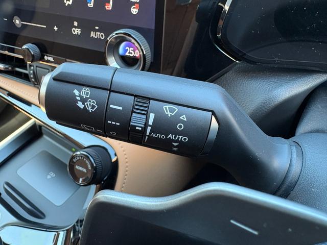 ＮＸ ＮＸ３５０ｈ　バージョンＬ　電動Ｒゲート　ＬＥＤライト　本革　Ｐシート　ＡＣ１００Ｖ　ＥＴＣ　プリクラッシュセーフティ　ＡＷＤ　スマートキー　シートヒーター　オートマチックハイビーム　メモリーナビ　ナビ　シートクーラー（28枚目）