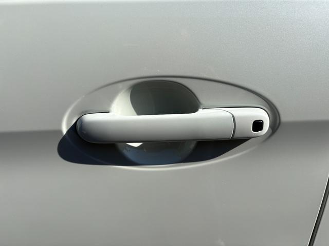 スペーシアカスタム ＸＳ　前席シートヒーター　ｉストップ　イモビライザー　パワーウィンド　ＰＳ　フルフラット　Ｓキー　助手席エアバッグ　ＡＡＣ　ベンチシート　ＡＢＳ　衝突安全ボディ　運転席エアバック　キーレススタート　４ｗｄ（16枚目）