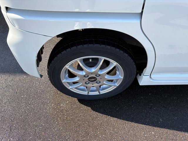 スペーシアカスタム ＸＳ　前席シートヒーター　ｉストップ　イモビライザー　パワーウィンド　ＰＳ　フルフラット　Ｓキー　助手席エアバッグ　ＡＡＣ　ベンチシート　ＡＢＳ　衝突安全ボディ　運転席エアバック　キーレススタート　４ｗｄ（18枚目）