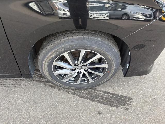 アルファードハイブリッド エグゼクティブラウンジ インテリジェントクリアランスソナー 電動Rゲート シートヒータ 黒革シート ブルーレイ ナビ バックモニタ- USB LEDライト アイドリングストップ 横滑り防止機能 4wd 3列シート Pシート(17枚目)