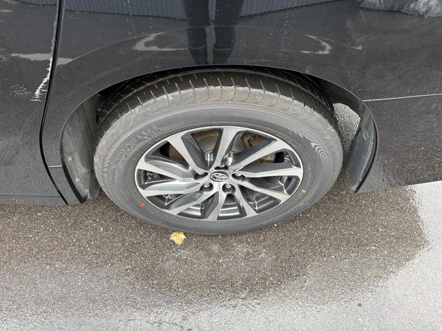 アルファードハイブリッド エグゼクティブラウンジ インテリジェントクリアランスソナー 電動Rゲート シートヒータ 黒革シート ブルーレイ ナビ バックモニタ- USB LEDライト アイドリングストップ 横滑り防止機能 4wd 3列シート Pシート(21枚目)