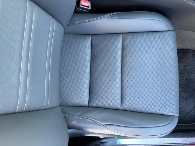 NX NX300h スパイス&シック 4WD パワーシート パワーバックドア コーナーセンサー シートヒーター 衝突軽減B LDA(34枚目)