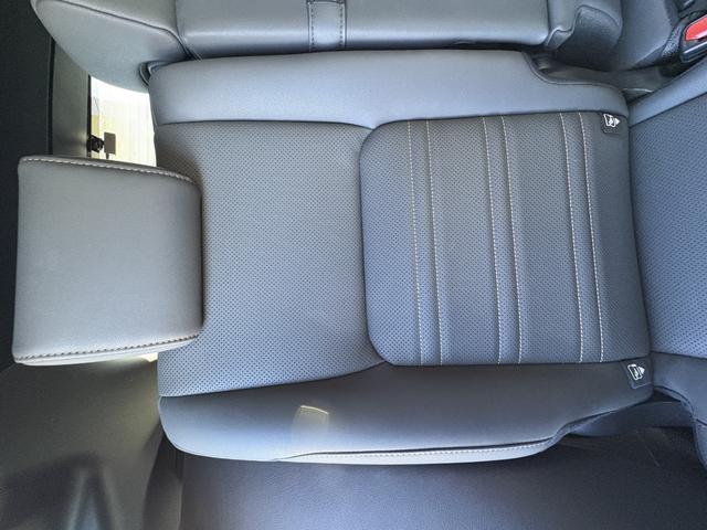 NX NX300h スパイス&シック 4WD パワーシート パワーバックドア コーナーセンサー シートヒーター 衝突軽減B LDA(36枚目)