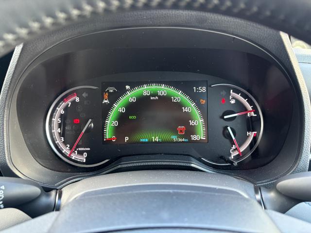 ヴォクシー Ｓ－Ｚ　ダブルエアコン　横滑り防止　ＡＢＳ　クルコン　衝突軽減システム　キーレス　スマキー　パワーウィンドウ　パワーステアリング　ＬＥＤヘッドライト　フルフラット　車線逸脱警報　ナビ　オートライト　４ＷＤ（22枚目）