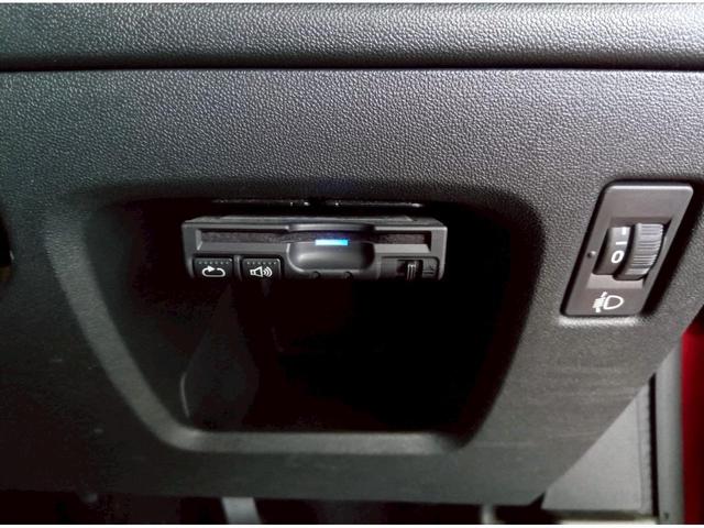 ２０８ プレミアム　２ＷＤ★純正ディスプレイラジオ★ＥＴＣ★ステアリングリモコン★パドルシフト★スポーツシフト★ＥＣＯモード★ヘッドライトレベライザー★純正ＡＷ★Ａ／Ｃ（5枚目）