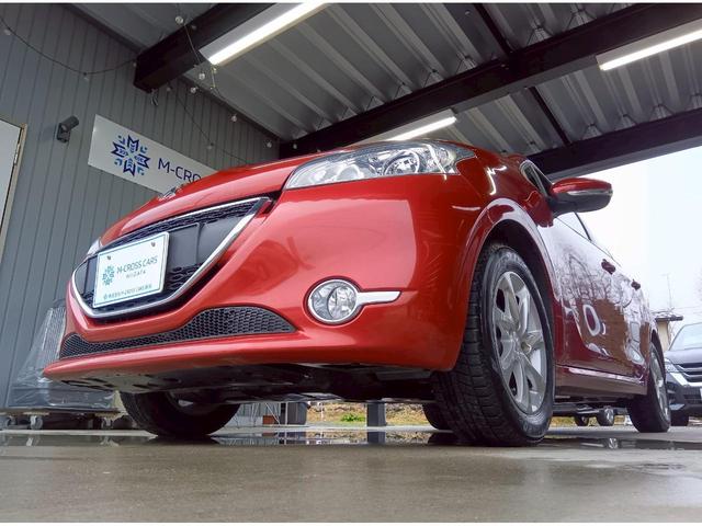 ２０８ プレミアム　２ＷＤ★純正ディスプレイラジオ★ＥＴＣ★ステアリングリモコン★パドルシフト★スポーツシフト★ＥＣＯモード★ヘッドライトレベライザー★純正ＡＷ★Ａ／Ｃ（29枚目）