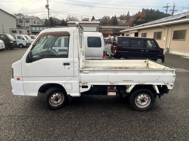 サンバートラック ＴＣ　正規ＡＡ仕入れ★第三者機関査定済み★修復歴なし★車検２年★法定整備★エアコン★パワステ★４ＷＤ★マニュアル★飛び石新品フロントガラス★（6枚目）