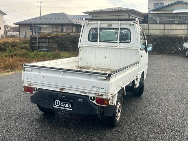 サンバートラック ＴＣ　正規ＡＡ仕入れ★第三者機関査定済み★修復歴なし★車検２年★法定整備★エアコン★パワステ★４ＷＤ★マニュアル★飛び石新品フロントガラス★（9枚目）
