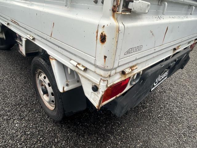 サンバートラック ＴＣ　正規ＡＡ仕入れ★第三者機関査定済み★修復歴なし★車検２年★法定整備★エアコン★パワステ★４ＷＤ★マニュアル★飛び石新品フロントガラス★（14枚目）