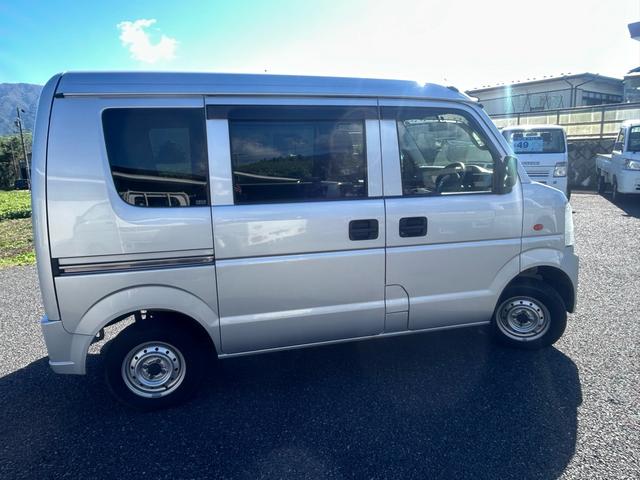 スクラム PC 正規AA仕入れ★第三者機関査定済み★実走行★修復歴なし★マニュアル★4Wd★プライバシーガラス★ETC★キーレス★パワーウィンド―★車検R8年2月まで★黒ナンバー取得★即納車★(8枚目)