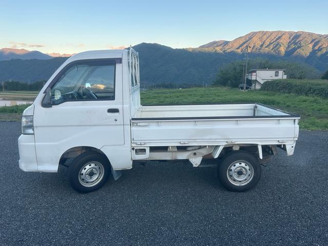 ハイゼットトラック エアコン・パワステ スペシャル 正規AA仕入れ★オートマ★第三者機関査定済み★実走行★ワンオーナー車★4WD★AC★(6枚目)