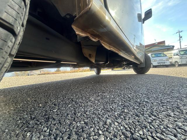 ＮＶ１００クリッパーバン ＤＸ　正規ＡＡ仕入れ★第三者機関査定済み★実走行★車検２年★法定整備★４ＷＤ★マニュアル★ハイルーフ★黒ナンバー取得もお任せください★エアバック★（14枚目）