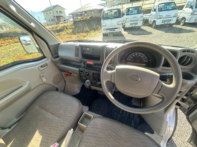 ＮＶ１００クリッパーバン ＤＸ　正規ＡＡ仕入れ★第三者機関査定済み★実走行★車検２年★法定整備★４ＷＤ★マニュアル★ハイルーフ★黒ナンバー取得もお任せください★エアバック★（24枚目）