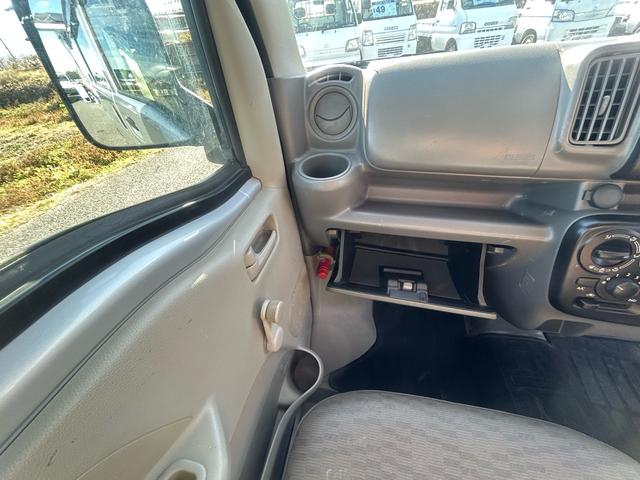 ＮＶ１００クリッパーバン ＤＸ　正規ＡＡ仕入れ★第三者機関査定済み★実走行★車検２年★法定整備★４ＷＤ★マニュアル★ハイルーフ★黒ナンバー取得もお任せください★エアバック★（25枚目）