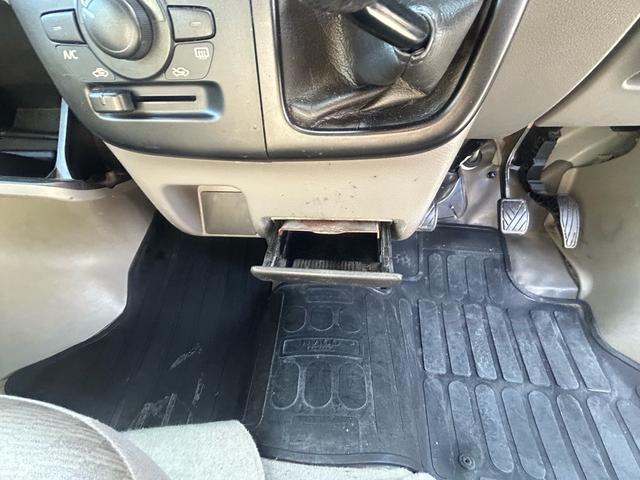 ＮＶ１００クリッパーバン ＤＸ　正規ＡＡ仕入れ★第三者機関査定済み★実走行★車検２年★法定整備★４ＷＤ★マニュアル★ハイルーフ★黒ナンバー取得もお任せください★エアバック★（38枚目）