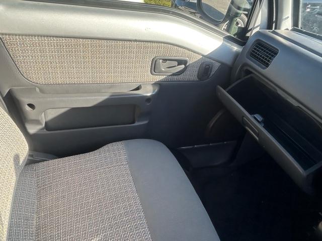 サンバーバン ディアス　ようやく入庫しましたスーパーチャージャー★４ＷＤ★ＡＴオートマ★直近まで乗られていましたので快調です★車検Ｒ８年９月まで★パワステ★パワーウィンドウ★キーレス★早い者勝ち★再入庫なし★（25枚目）