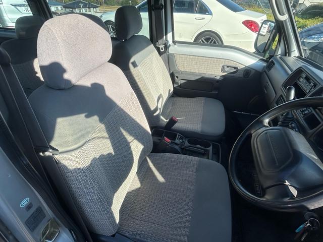 サンバーバン ディアス　ようやく入庫しましたスーパーチャージャー★４ＷＤ★ＡＴオートマ★直近まで乗られていましたので快調です★車検Ｒ８年９月まで★パワステ★パワーウィンドウ★キーレス★早い者勝ち★再入庫なし★（33枚目）