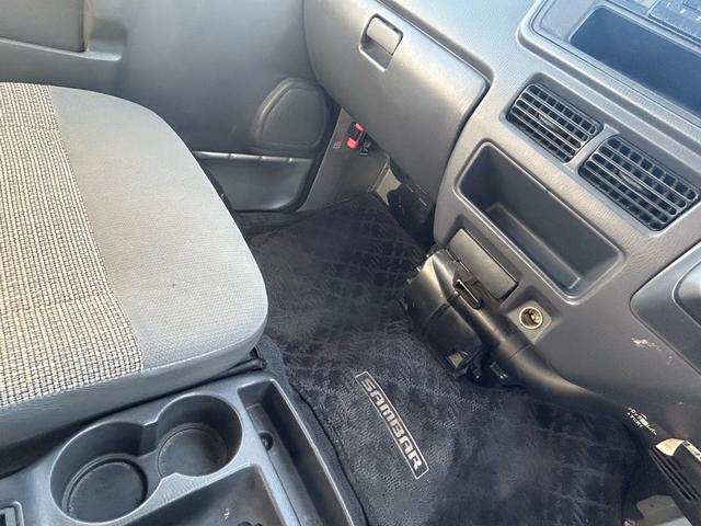 サンバーバン ディアス　ようやく入庫しましたスーパーチャージャー★４ＷＤ★ＡＴオートマ★直近まで乗られていましたので快調です★車検Ｒ８年９月まで★パワステ★パワーウィンドウ★キーレス★早い者勝ち★再入庫なし★（36枚目）