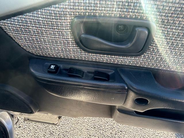 サンバーバン ディアス　ようやく入庫しましたスーパーチャージャー★４ＷＤ★ＡＴオートマ★直近まで乗られていましたので快調です★車検Ｒ８年９月まで★パワステ★パワーウィンドウ★キーレス★早い者勝ち★再入庫なし★（37枚目）