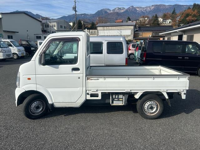 キャリイトラック ＫＣ　距離若★４ＷＤ★軽トラ軽バン在庫仕入れ強化中★エアコン、パワステ無★（7枚目）
