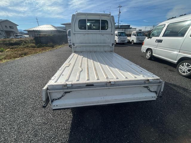キャリイトラック ＫＣ　距離若★４ＷＤ★軽トラ軽バン在庫仕入れ強化中★エアコン、パワステ無★（17枚目）