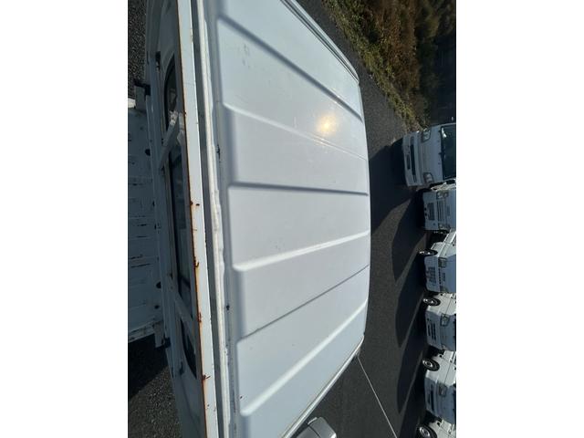 キャリイトラック ＫＣ　距離若★４ＷＤ★軽トラ軽バン在庫仕入れ強化中★エアコン、パワステ無★（21枚目）