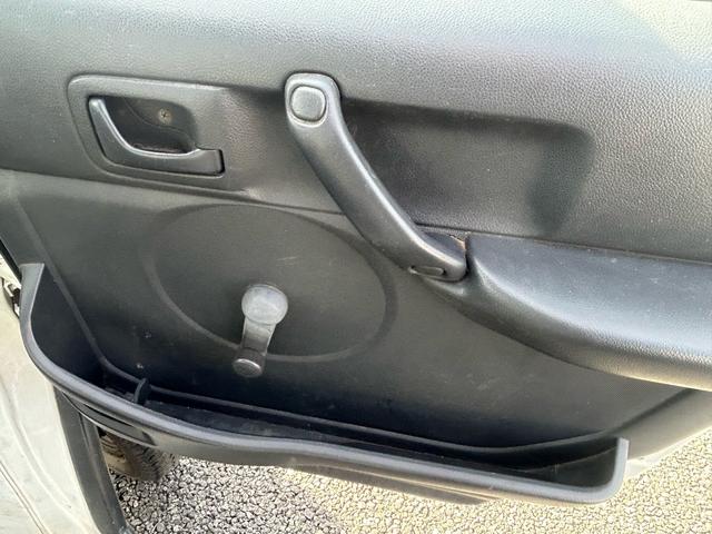 キャリイトラック ＫＣ　距離若★４ＷＤ★軽トラ軽バン在庫仕入れ強化中★エアコン、パワステ無★（37枚目）