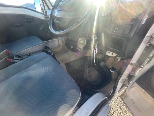 サンバートラック ＴＣ　正規ＡＡ仕入れ★第三者機関査定済み★実走行★車検Ｒ８年７月★即納車★エアコン★パワステ★４Ｗｄ★希少オートマ★軽トラ・軽箱専門店★在庫台数２００台以上★サブスク・レンタルもＤ－ＡＵＴＯ★（41枚目）