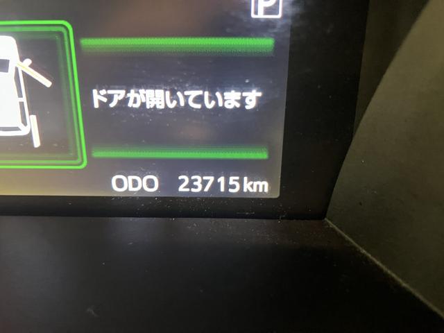 ルーミー カスタムＧ　４ＷＤ　ＬＥＤヘッドライト　社外ＳＤナビ　ワンセグＴＶ　ＣＤ再生　ＳＤカード　全周囲カメラ　両側電動スライドドア　クルーズコントロール　　純正１４インチアルミ　社外アルミスタッドレスタイヤセット（12枚目）