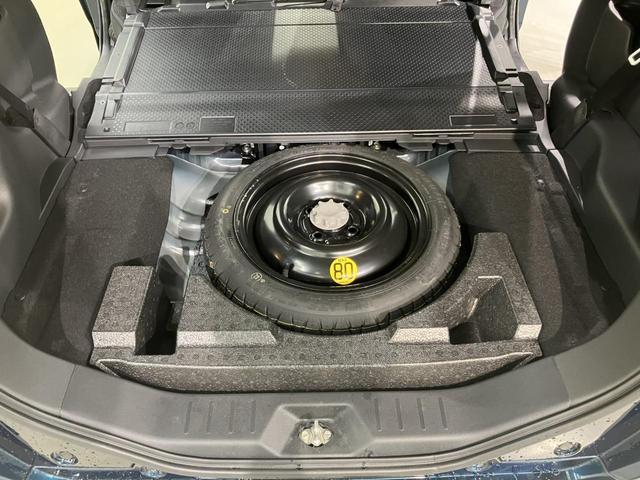 ルーミー カスタムＧ　４ＷＤ　ＬＥＤヘッドライト　社外ＳＤナビ　ワンセグＴＶ　ＣＤ再生　ＳＤカード　全周囲カメラ　両側電動スライドドア　クルーズコントロール　　純正１４インチアルミ　社外アルミスタッドレスタイヤセット（41枚目）