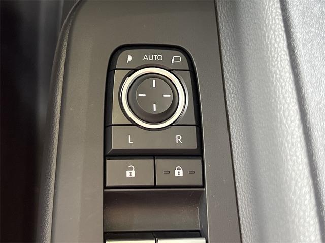 プリウス Z LEDヘッドライト ディスプレイオーディオ フルセグTV USB/Bluetooth Wi-Fi 全周囲カメラ ETC2.0 ドラレコ 電動バックドア メモリーシート シートエアコン AC/100V(48枚目)