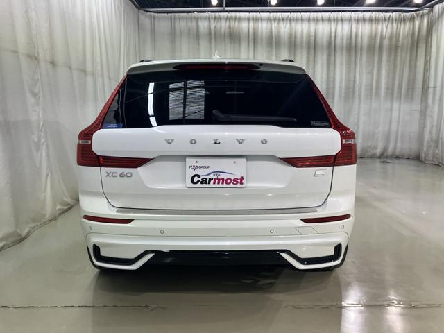 XC60 リチャージアルティメトT6AWDプラグインハイブリド AWD ディスプレイオーディオ Bluetooth接続 AppleCarPlayAndroidAuto 全周囲カメラ サンルーフ 本革シート シートクーラー ETC ドライブレコーダー 電動バックドア(7枚目)