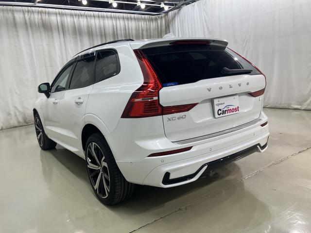 XC60 リチャージアルティメトT6AWDプラグインハイブリド AWD ディスプレイオーディオ Bluetooth接続 AppleCarPlayAndroidAuto 全周囲カメラ サンルーフ 本革シート シートクーラー ETC ドライブレコーダー 電動バックドア(8枚目)