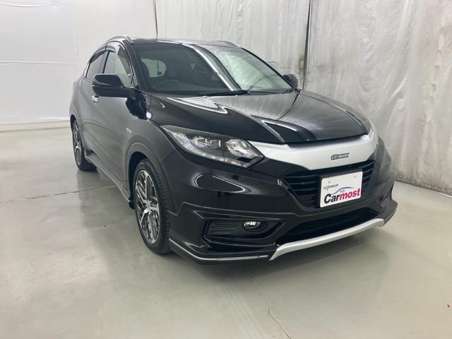 ヴェゼル ハイブリッドＺ　ＬＥＤヘッドライト　純正ＳＤナビ　フルセグＴＶ　ＣＤ／ＤＶＤ再生　Ｂｌｕｅｔｏｏｔｈ／ＵＳＢ接続　バックモニター　ＥＴＣ　無限フルエアロ１８インチアルミ　スマートキー（4枚目）