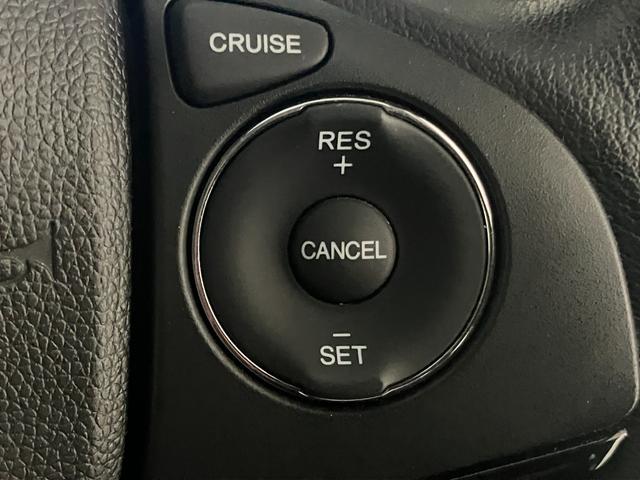 ヴェゼル ハイブリッドＺ　ＬＥＤヘッドライト　純正ＳＤナビ　フルセグＴＶ　ＣＤ／ＤＶＤ再生　Ｂｌｕｅｔｏｏｔｈ／ＵＳＢ接続　バックモニター　ＥＴＣ　無限フルエアロ１８インチアルミ　スマートキー（21枚目）