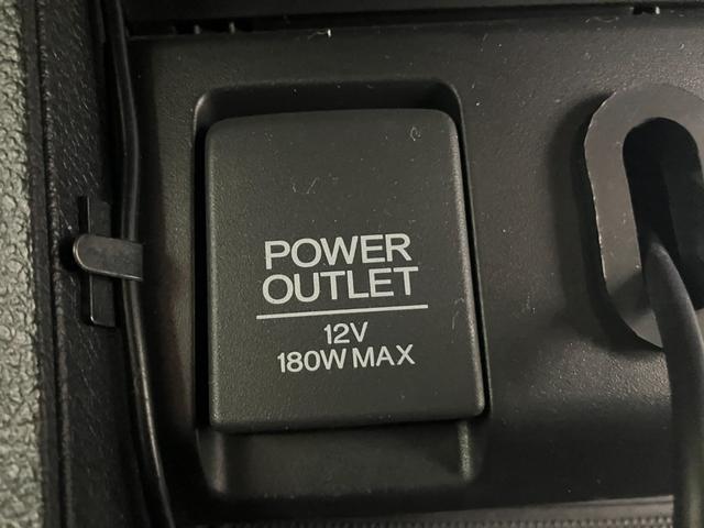 ヴェゼル ハイブリッドＺ　ＬＥＤヘッドライト　純正ＳＤナビ　フルセグＴＶ　ＣＤ／ＤＶＤ再生　Ｂｌｕｅｔｏｏｔｈ／ＵＳＢ接続　バックモニター　ＥＴＣ　無限フルエアロ１８インチアルミ　スマートキー（28枚目）