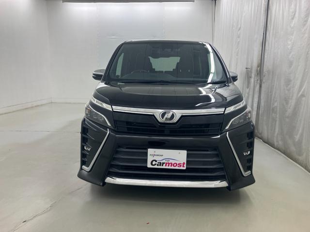 平成３０（２０１８）年式　ヴォクシー　ＺＳ煌　入荷しました。