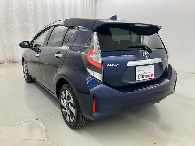 アクア Ｓスタイルブラック　ＬＥＤヘッドライト　純正ＳＤナビ　フルセグＴＶ　ＣＤ／ＤＶＤ再生　Ｂｌｕｅｔｏｏｔｈ接続　全周囲カメラ　ＥＴＣ　ドライブレコーダー　スマートキー　トヨタセーフティーセンス（8枚目）